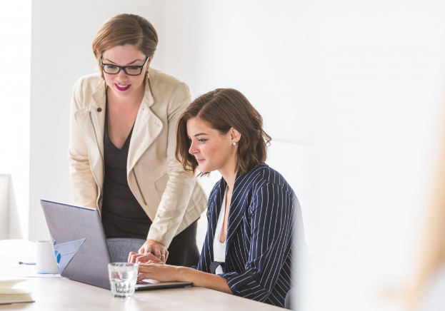 英語口譯怎樣選擇靠譜的翻譯公司