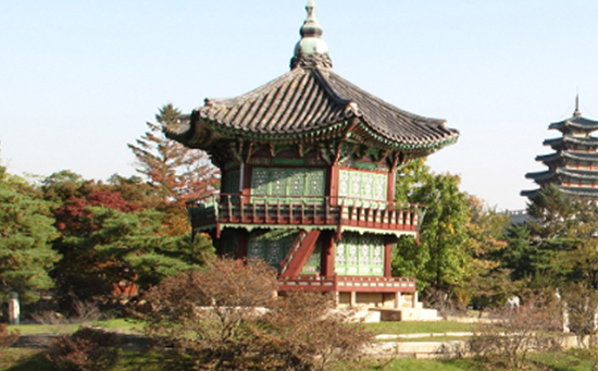 法國(guó)旅游英語(yǔ)陪同翻譯服務(wù)的特色