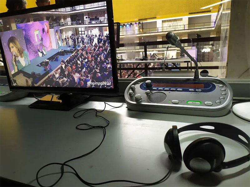 同聲翻譯真的工資高嗎，怎樣提高