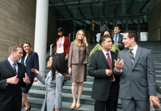 展會(huì)陪同翻譯的重要性及注意事項(xiàng)